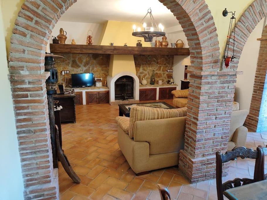 Villa El Membrillar 普里埃格·德·科尔多巴 外观 照片