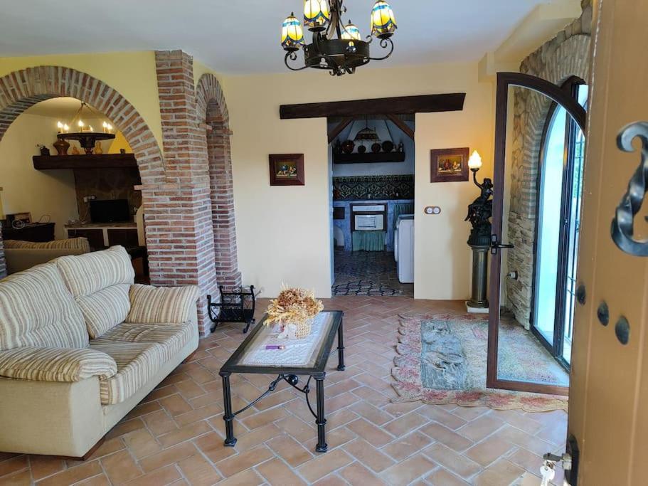 Villa El Membrillar 普里埃格·德·科尔多巴 外观 照片
